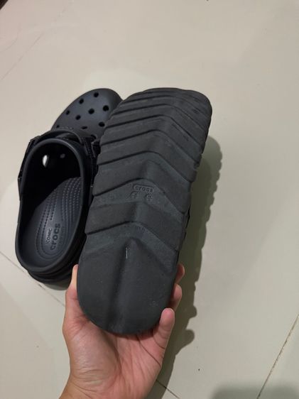 รองเท้า crocs  รูปที่ 7