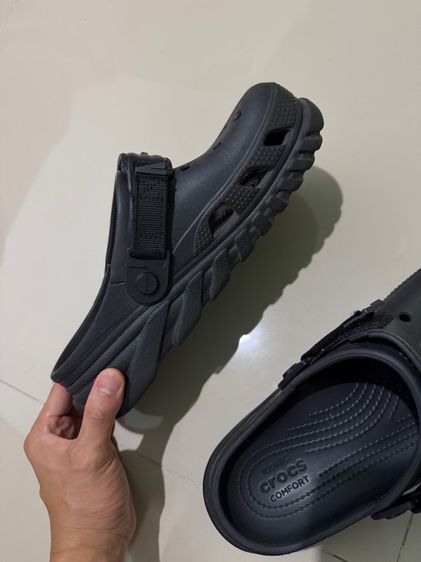 รองเท้า crocs  รูปที่ 4