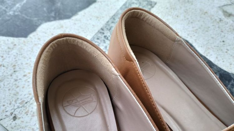 รองเท้าทรง loafers มือ1 เบอร์ 37 ทรงสวย รูปที่ 4