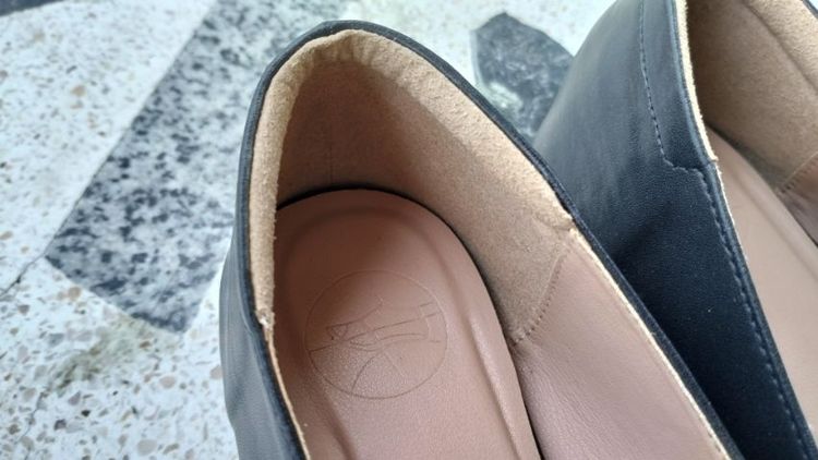 รองเท้าผู้หญิง loafers มือ 1 ทรงสวย  รูปที่ 2