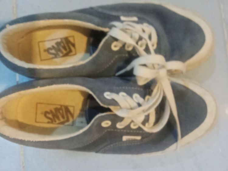 รองเท้าVansแท้ซืัอมือ1จากเซนทรัลสภาพดีเบอร์38-39 รูปที่ 2