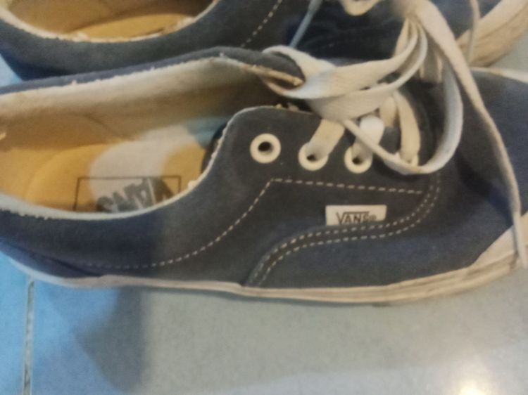 รองเท้าVansแท้ซืัอมือ1จากเซนทรัลสภาพดีเบอร์38-39