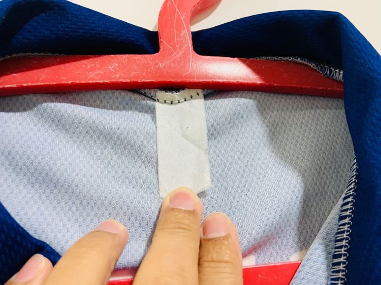 เสื้อยืดกีฬาทีม PARMA เบอร์ 10 NAKATA แท้ 💯 size ขนาด อก 21.5 ยาว 27.5 นิ้ว สภาพดี ดีเทลสวย ดีเทลสวยเนื้อผ้าดีมากนิ่มใส่สบาย รูปที่ 4