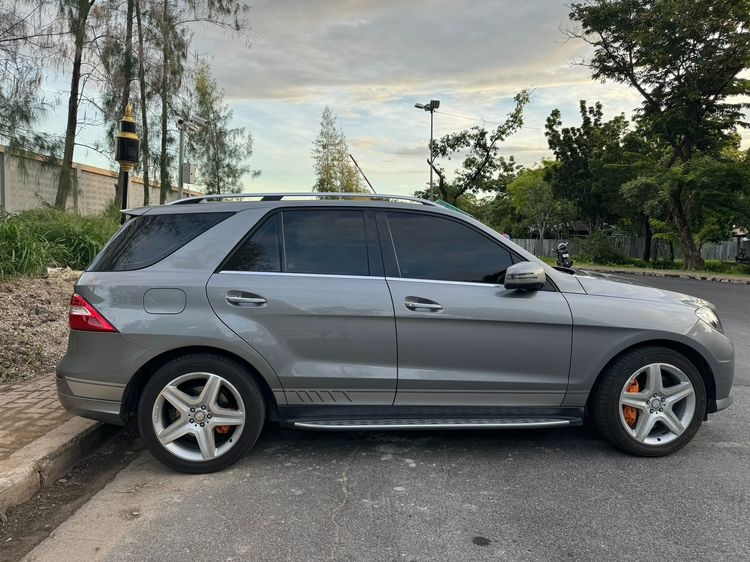 Mercedes-Benz ML-Class 2016 ML250 CDI AMG Utility-car ดีเซล เกียร์อัตโนมัติ เทา รูปที่ 4