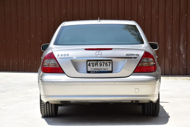 Mercedes-Benz E-Class 2010 E200 Sedan เบนซิน NGV เกียร์อัตโนมัติ บรอนซ์เงิน รูปที่ 4
