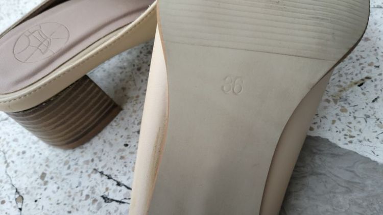 รองเท้าผู้หญิงหัวแหลม มือ 1 ทรงสวย รูปที่ 5