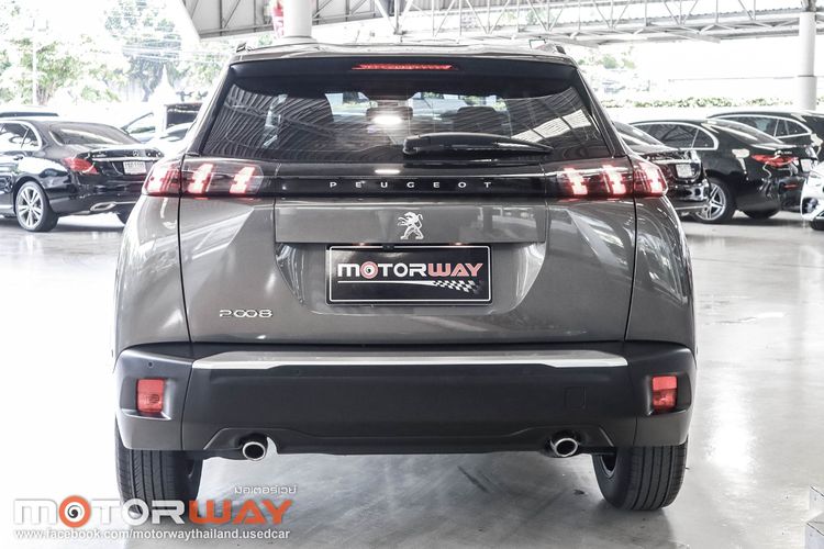 Peugeot 2008 2021 1.2 Allure Utility-car เบนซิน เกียร์อัตโนมัติ เทา รูปที่ 4