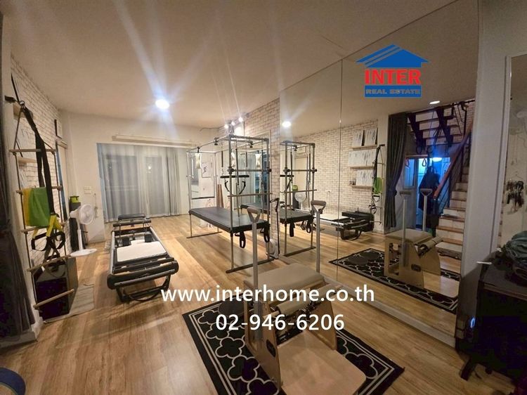 มีบางส่วน ทาวน์เฮ้าส์ 2 ชั้น 21 ตร.ว. หมู่บ้านวิสต้าอเวนิว วัชรพล ถนนวัชรพล ถนนสุขาภิบาล5 ถนนเทพรักษ์ ถนนหลโยธิน เขตสายไหม กรุงเทพมหานคร รูปที่ 3