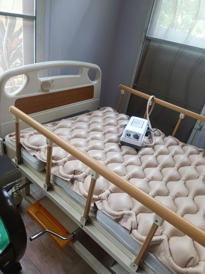 เตียงนอนปรับได้พร้อมที่นอนมีปั๊มลม รูปที่ 3