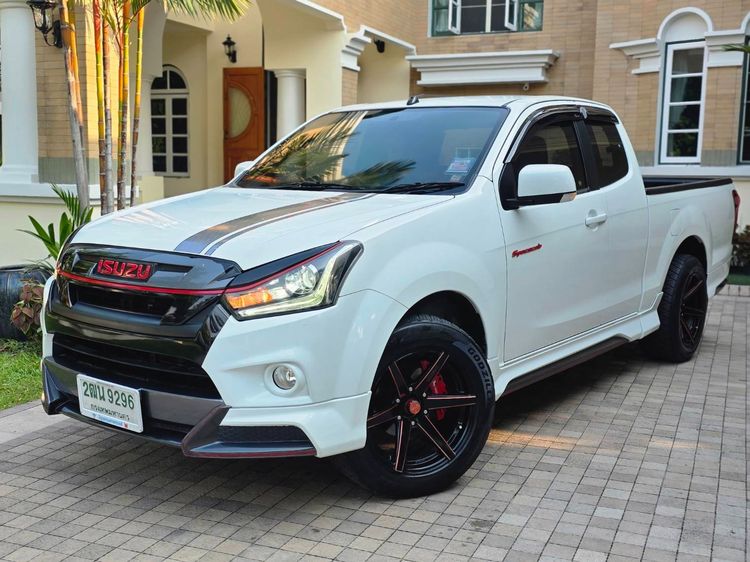 รถ Isuzu D-MAX 1.9 X-Series Z สี ขาว