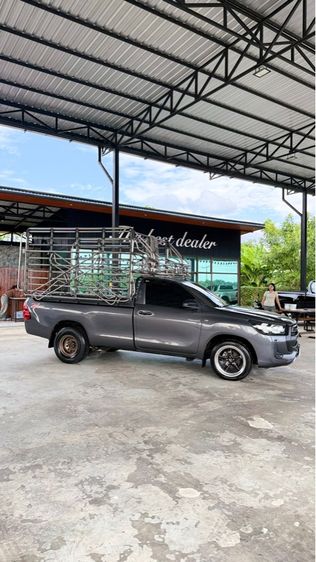 Toyota Hilux Revo 2021 2.8 J Plus Pickup ดีเซล ไม่ติดแก๊ส เกียร์ธรรมดา เทา รูปที่ 3