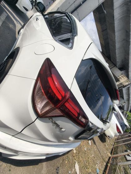 Honda HR-V 2016 1.8 EL Sedan เบนซิน ไม่ติดแก๊ส เกียร์อัตโนมัติ ขาว รูปที่ 3
