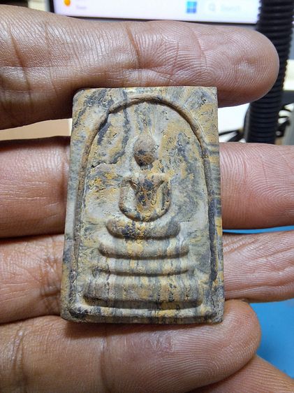 สมเด็จลายเสือ หลวงพ่อมุม วัดปราสาทเยอร์