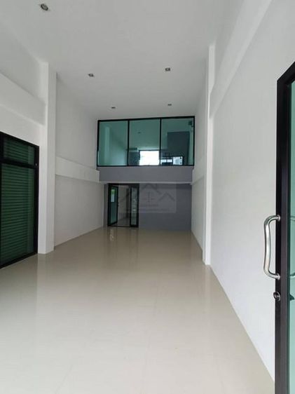 ให้เช่าทาวน์โฮม3.5ชั้นห้องมุม281ตร.ม.ย่านรามอินทราFashion Island เหมาะสำหรับออฟฟิศ ออนไลน์ ไลฟ์ขายของ ใกล้MRTรามอินทรา กม9 แอร์ครบทุกห้อง ผ รูปที่ 2