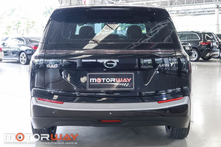 Aion Y Plus 2024 490 Premium Utility-car ไฟฟ้า เกียร์อัตโนมัติ ดำ รูปที่ 4