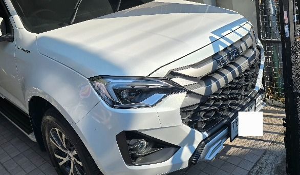 ครอบกันชนหน้า DMAX 2024-2025 ทรงห้าง VCROSS