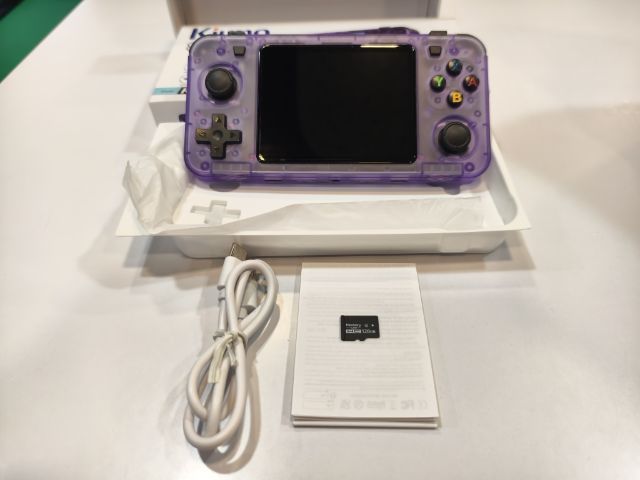 อื่นๆ อื่นๆ เชื่อมต่อไร้สายไม่ได้ Kiumo R36H retro มือสอง เครื่องเกมพกพา สีม่วง 128GB IPS 3.5 นิ้ว เกมกว่า 21,000 เกม แบต 3,000 mAh รองรับเอมูเลเตอร์กว่า 20 ชนิด