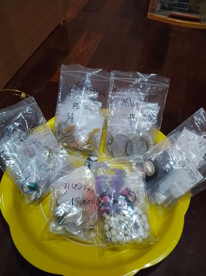 ขายเครื่องประดับญี่ปุ่นมือสอง มี6ถุง 2700บาท รูปที่ 3