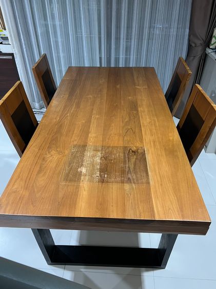 อื่นๆ เนื้อ โต๊ะทานข้าวไม้สักขนาด 6 ที่นั่ง (180x90x80 cm) + เก้าอี้ไม้ 4 ตัว งานไม้ทั้งชุด แข็งแรง ทนทาน พร้อมใช้งาน