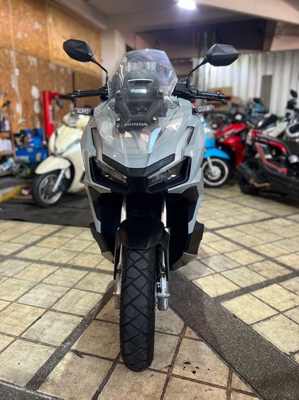 ADV160