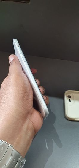 ขาย iPhone SE 2020 รูปที่ 3