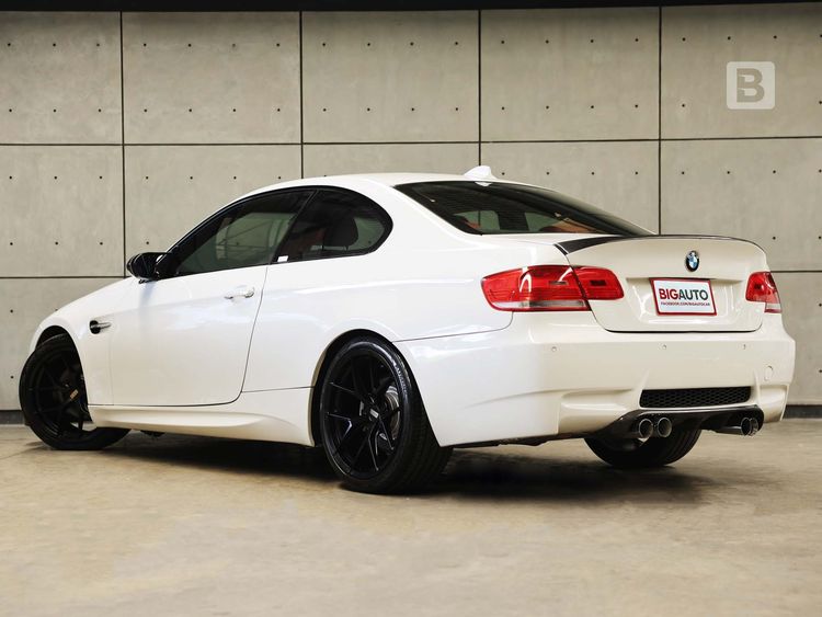 BMW Series 3 2009 325i Sedan เบนซิน ไม่ติดแก๊ส เกียร์อัตโนมัติ ขาว รูปที่ 4