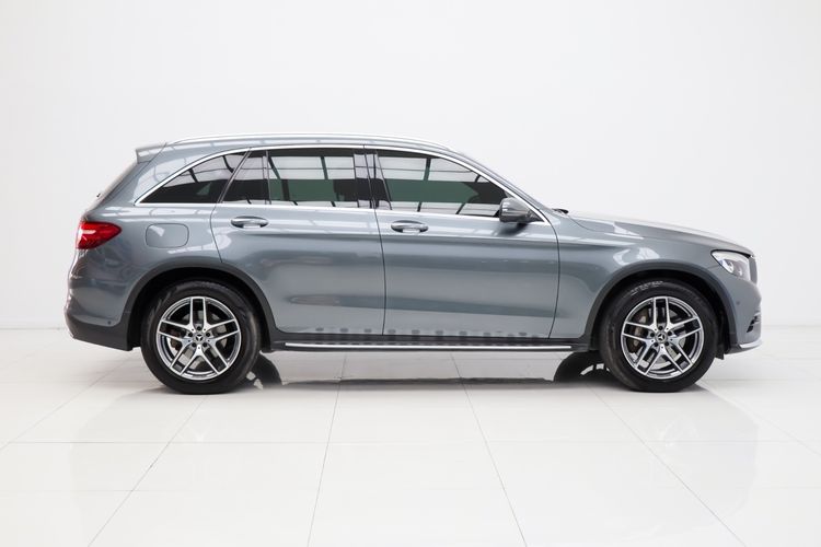 Mercedes-Benz GLC-Class 2018 GLC250d Sedan ดีเซล ไม่ติดแก๊ส เกียร์อัตโนมัติ เทา รูปที่ 3