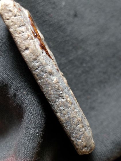 พระสมเด็จพิมพ์ฐานแซมเนื้อจัดมากสภาพหิ้งครับ รูปที่ 16