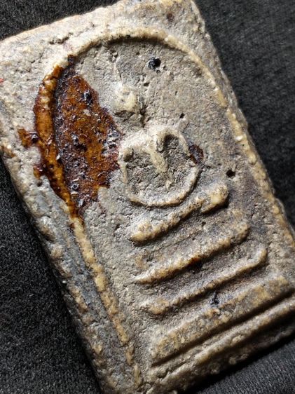 พระสมเด็จพิมพ์ฐานแซมเนื้อจัดมากสภาพหิ้งครับ รูปที่ 18