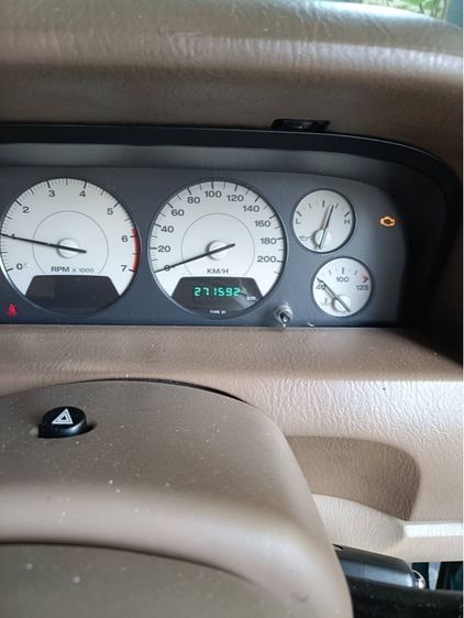 Jeep Cherokee 2004 4.0 Limited 4WD Van เบนซิน เขียว รูปที่ 4