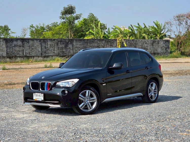 รถ BMW X1 2.0 sDrive18i Highline สี ดำ