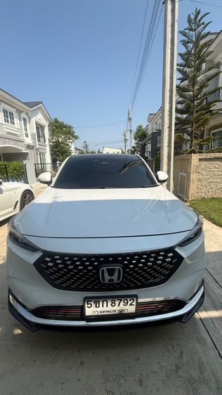 รถ Honda HR-V 1.5 e:HEV RS สี ขาว