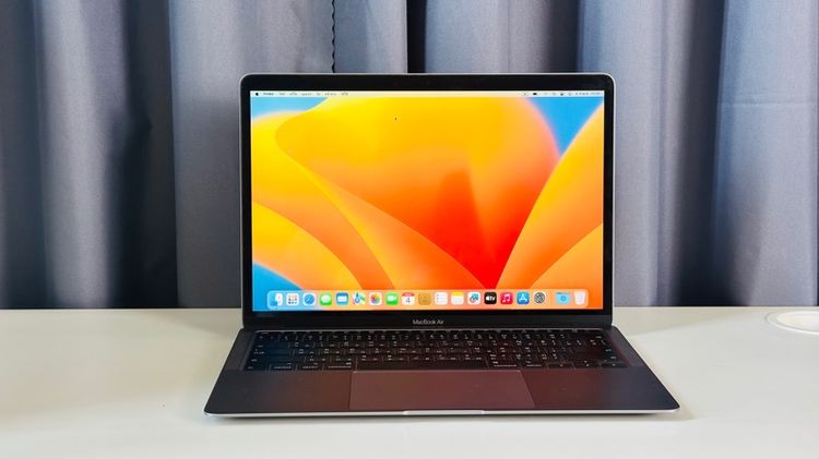 Apple ไม่ใช่ 8 กิกะไบต์ แมค โอเอส อื่นๆ MacBook Air 13 inch 2020 Core i5