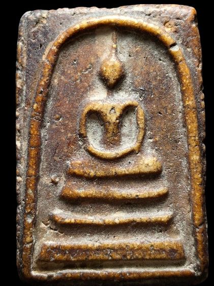 พระสมเด็จพิมพ์ใหญ่เนื้oหาจัดจ้านเก็บเก่าครับ