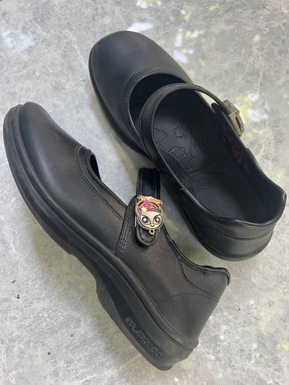 รองเท้านักเรียนหญิงมือสองสภาพดี รูปที่ 2