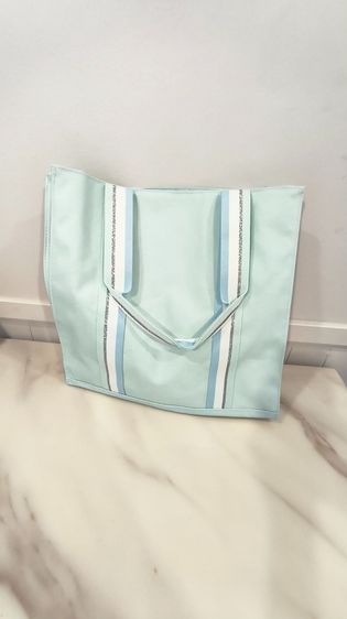 กระเป๋า Marc Jacobs สีเขียวมิ้นท์ ใบใหญ่ ของแท้ รูปที่ 3