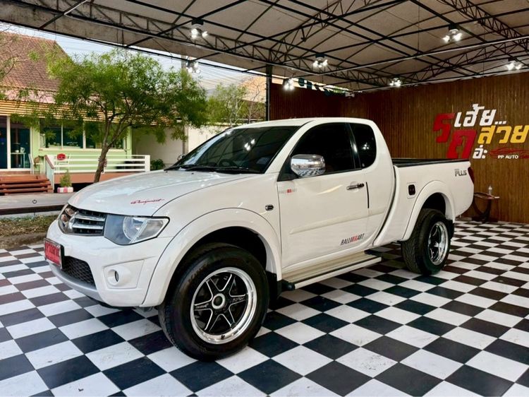 Mitsubishi Triton 2013 2.5 VG Turbo Pickup ดีเซล ไม่ติดแก๊ส เกียร์ธรรมดา ขาว รูปที่ 2