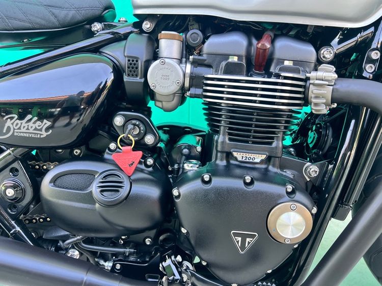Triumph Bonneville Bobber 2017 วิ่ง7,000 โล รูปที่ 5