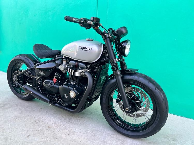 Triumph Bonneville Bobber 2017 วิ่ง7,000 โล รูปที่ 2