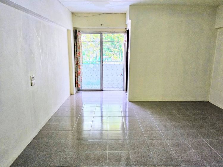 อื่นๆ เลี้ยงสัตว์ได้ ไม่มี สร้างเสร็จก่อน 2010 ขายคอนโด บ้านสวนรัชธานี แจ้งวัฒนะ 6 ตึก1 ชั้น 2 ทำเลทอง ใกล้รถไฟฟ้า รูปที่ 3