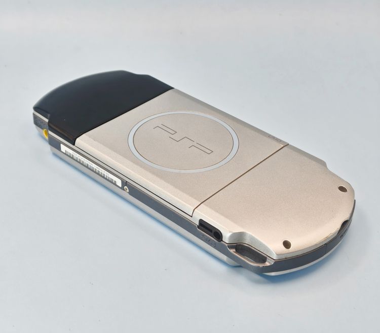 เครื่องเล่นเกมพกพา SONY  รูปที่ 6