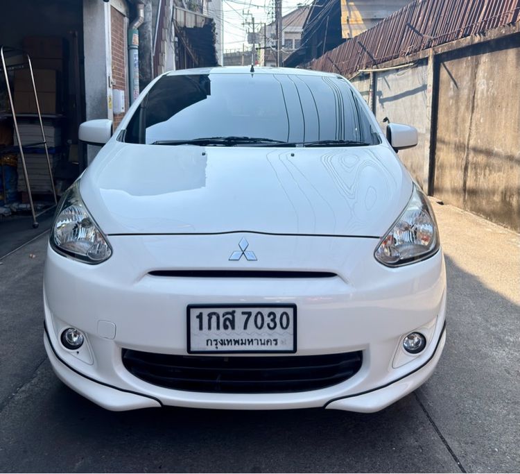 รถ Mitsubishi Mirage 1.2 GLS สี ขาว