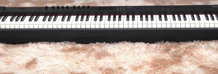 อื่นๆ เปียโนไฟฟ้า ขายเปียโน Roland RD-88 มีตําหนิ