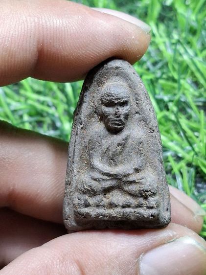 (ปิดแล้วครับ)หลวงปู่ทวดเนื้อว่านเก่า