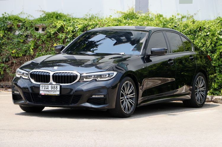 รถ BMW Series 3 320d สี ดำ