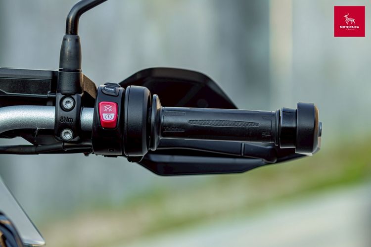 Bmw R1200GSA TripleBlack (Normal) ปี2018 มือเดียว วิ่ง26,000Km. รูปที่ 14