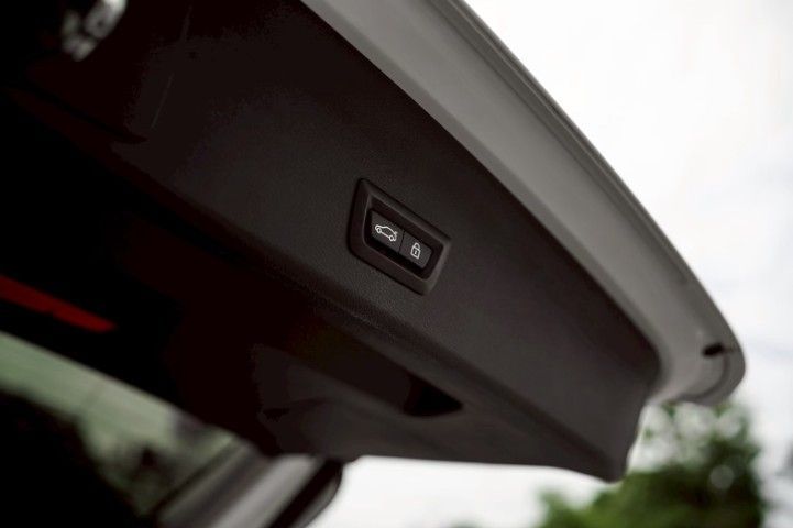 🚗 ปล่อยเช่า BMW X1 xLine 18d ปี 2019 (ดีเซล ประหยัด หรู ขับดี) รูปที่ 12