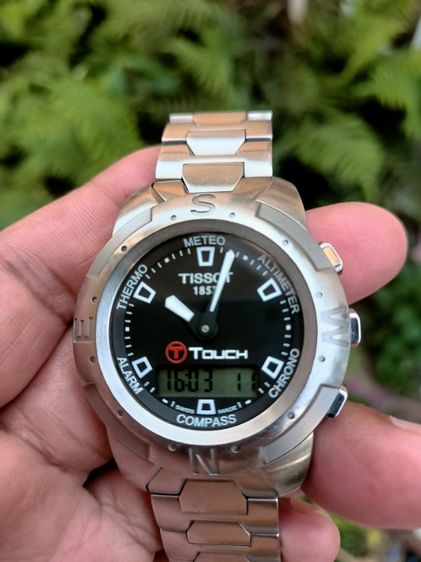 เงิน Vintage TISSOT T-Touch Digital Watch, Swiss Made, Authentic, Full Function, Touchscreen. Good condition, all functions working normally.