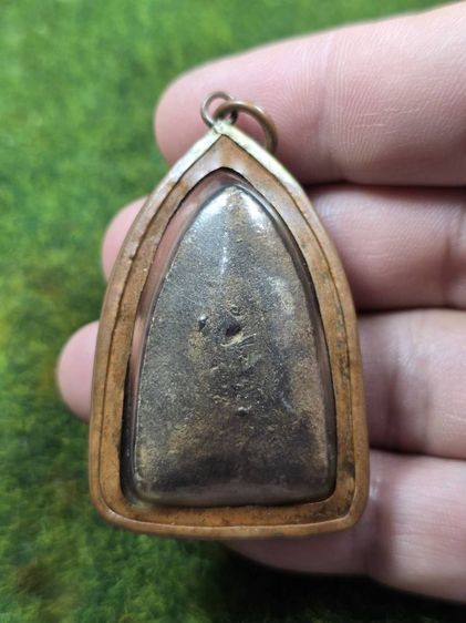 พระเนื้อว่านหลวงปู่ทวดเก่าๆเลี่ยมโบราณ รูปที่ 2