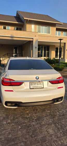BMW Series 7 2016 730Ld Sedan Hybrid (Diesel) เกียร์อัตโนมัติ ขาว รูปที่ 4